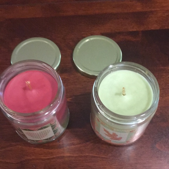 Bundle of Hanna’s soy candles.  NEW - Picture 2 of 5